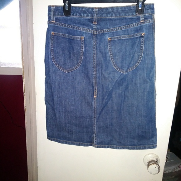 Midi Denim Gap Skirt - Picture 3 of 5
